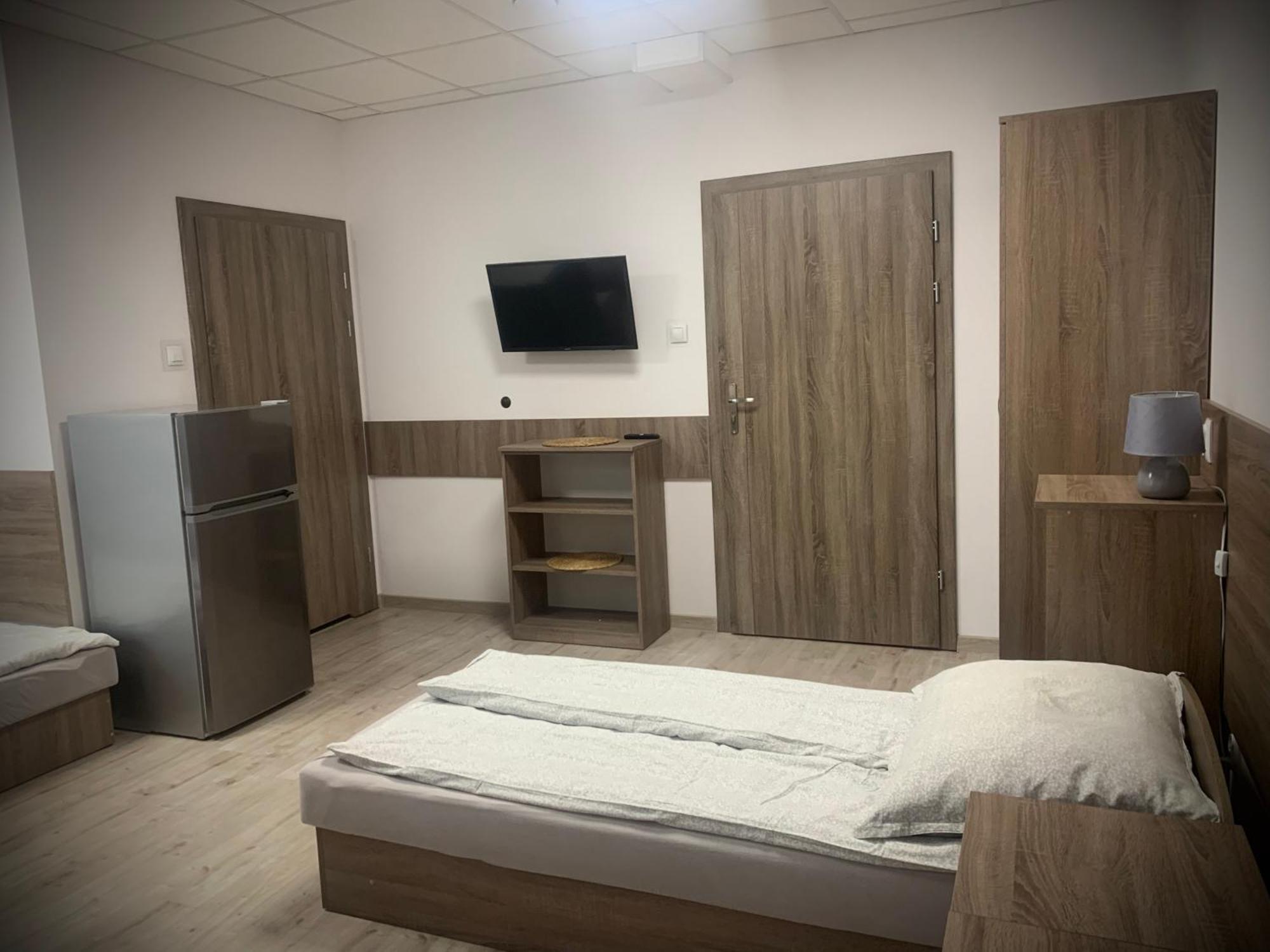Hostel Sportowa Płońsk Rom bilde